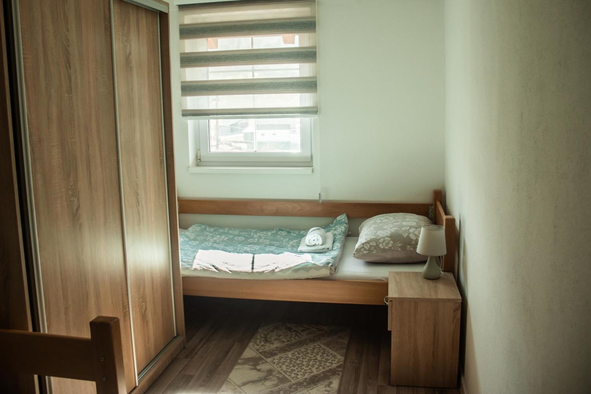 Apartments Basic Visoko Eksteriør bilde